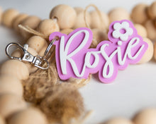 Load image into Gallery viewer, Flower Keychain